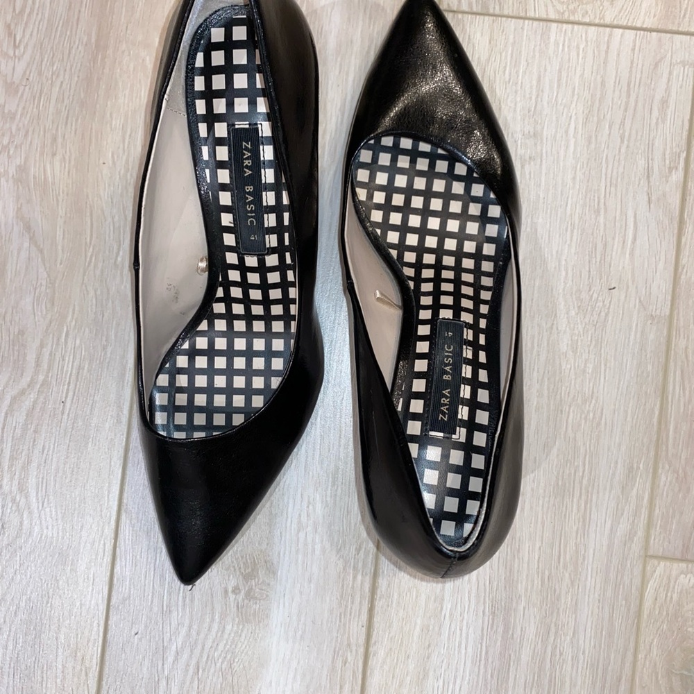 Zara size 10 pointed heels